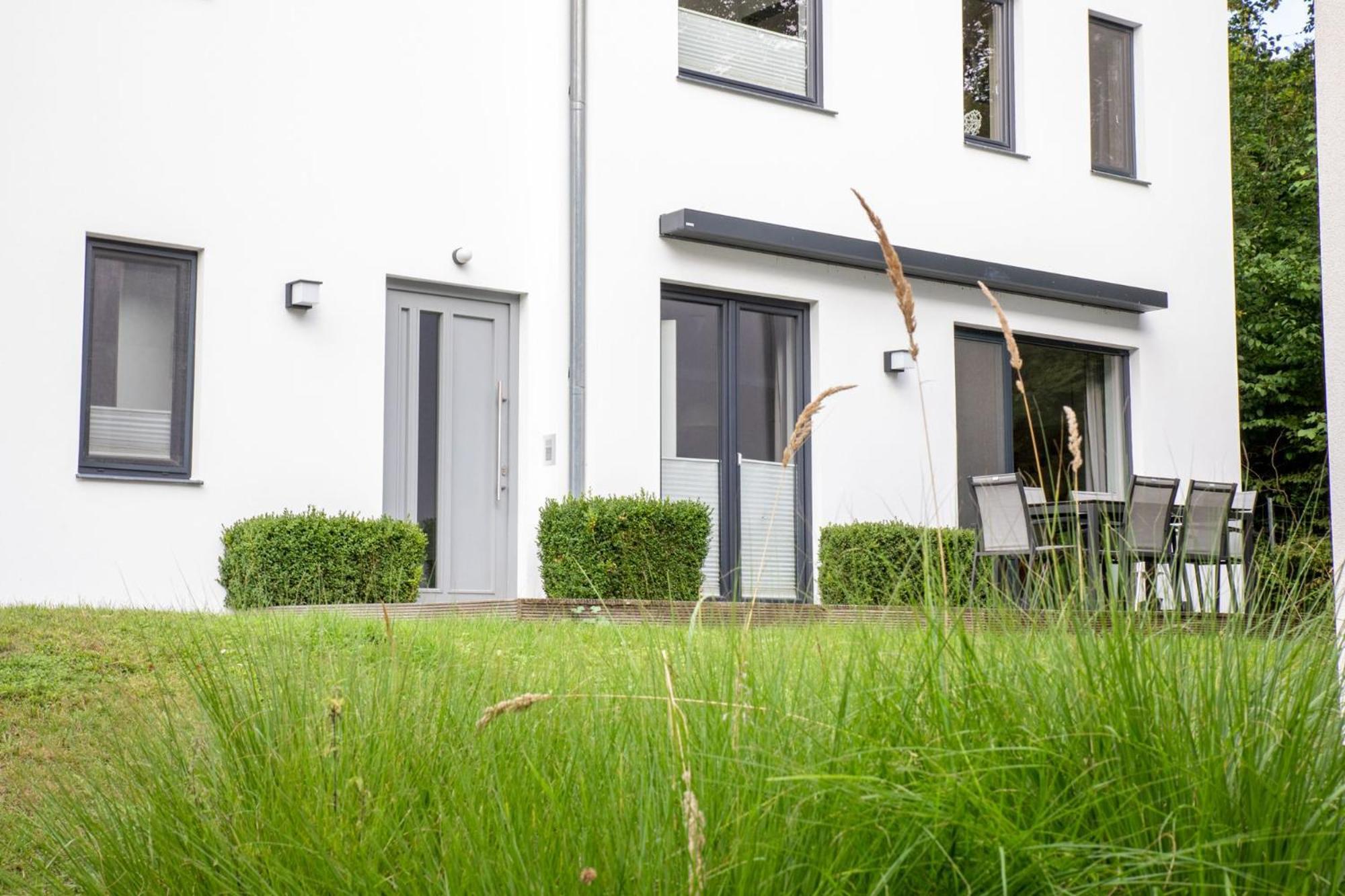 Die Strandhaeuser - Meeresperle Sellin  Luaran gambar